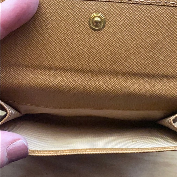 Prada Wallet - Picture 5 of 11